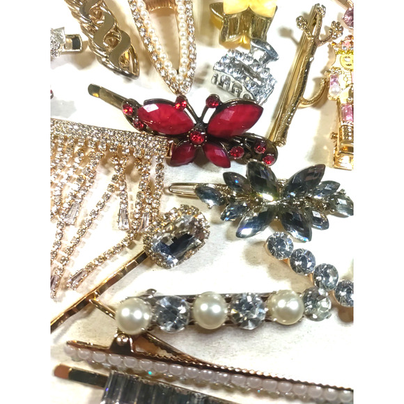 Junk Drawer Lot Hair Barrettes Tension Clips Bobby Pins Christmas Party Fun - Picture 16 of 16